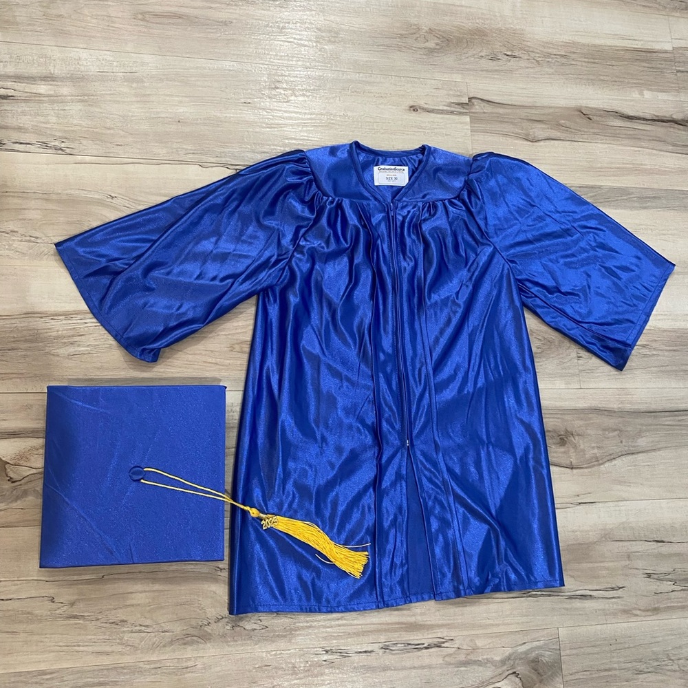 Blue Graduation Gown and Cap Set w Bonus Tassle